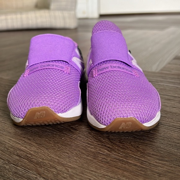 New balance shoes - Picture 2 of 7